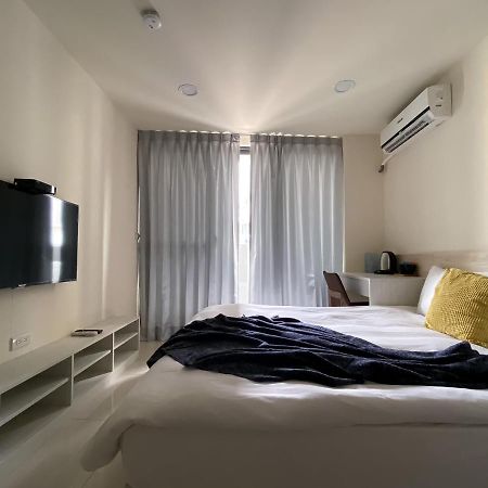 Sleeping Quilt Hotel Taichung Exterior photo