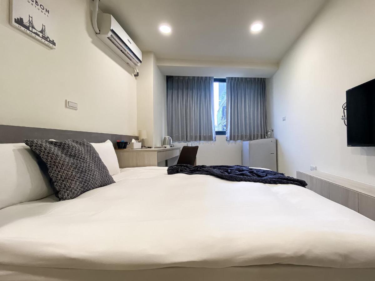 Sleeping Quilt Hotel Taichung Exterior photo