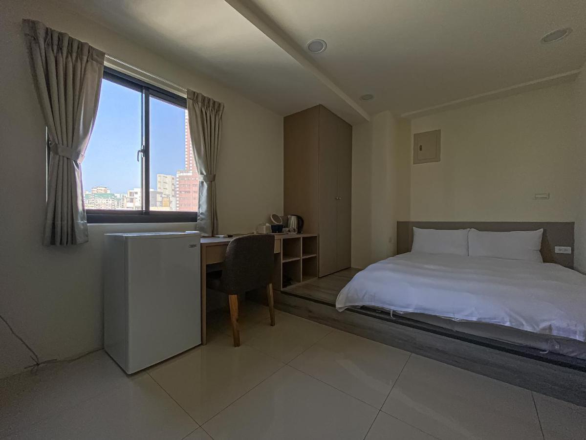 Sleeping Quilt Hotel Taichung Exterior photo